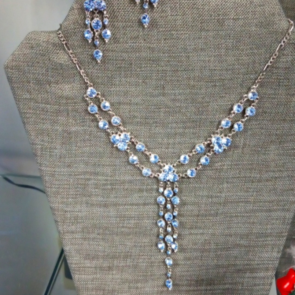 Baby blue crystal set